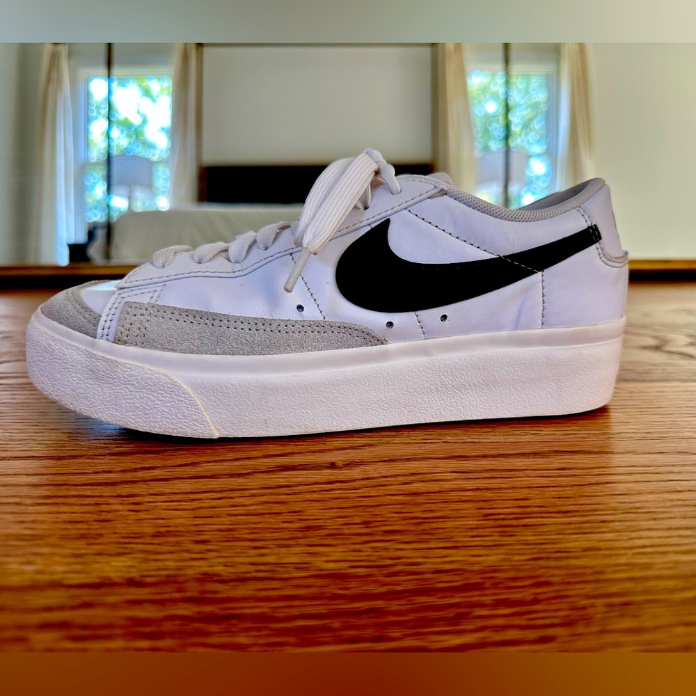 Nike Blazer Low Platform